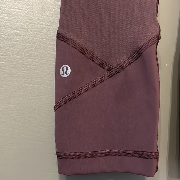 LULULEMON Pace Rival Crop *22" Running Workout Leggings in Cherry Cola Size 2 - Picture 16 of 16